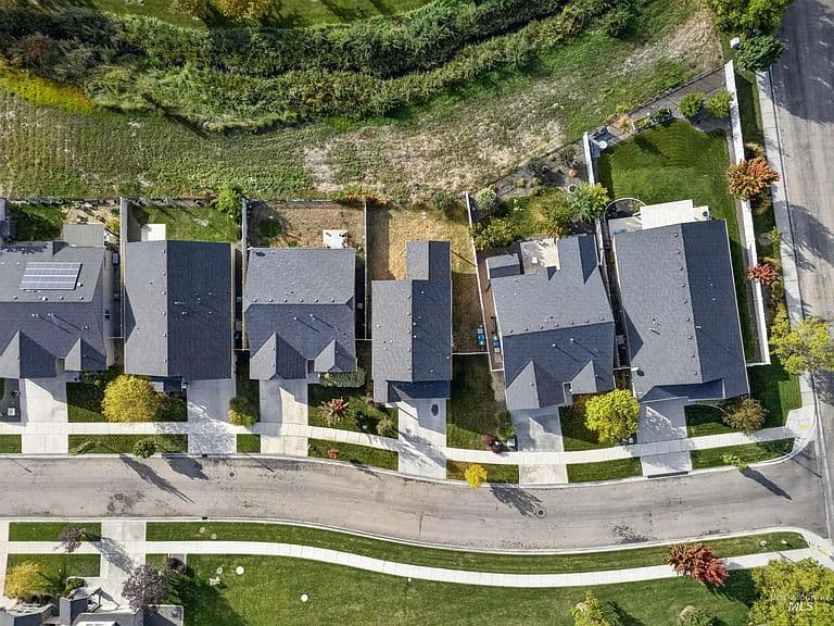 11661 W Baserri Dr photo 5
