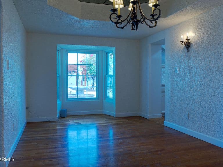 15 W PASADENA Avenue photo 5