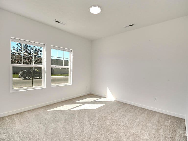7784 E Monmouth Way photo 5