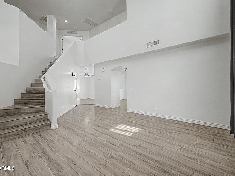 15936 W CENTRAL Street photo 5