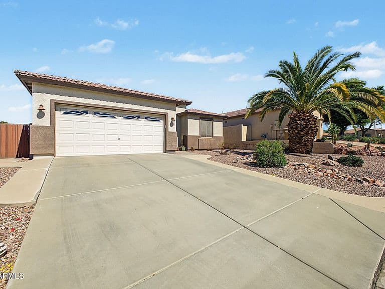 10762 W CIMARRON Drive photo 5