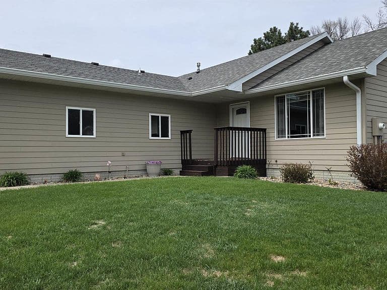 805 S Jayme Cir photo 2
