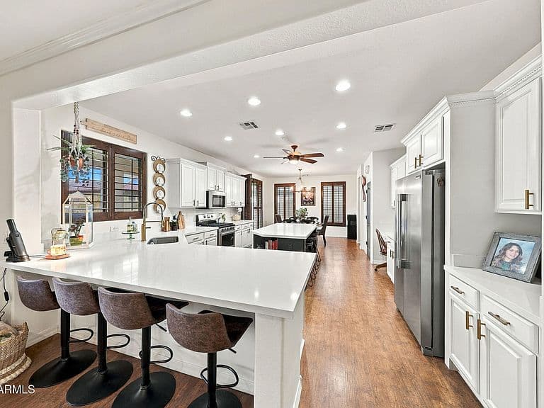 12518 W MILTON Drive photo 5