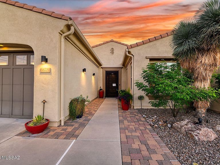 66779 E Peregrine Pl photo 2