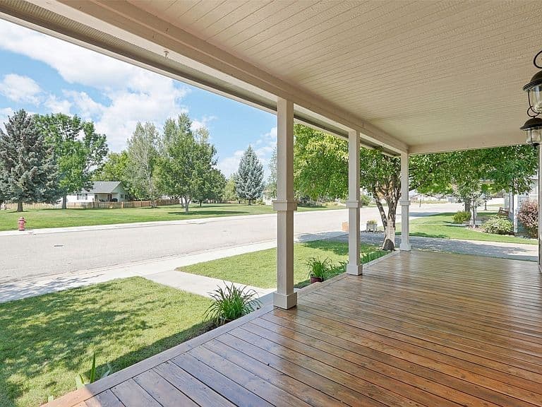 121 Silverberry Ln photo 5