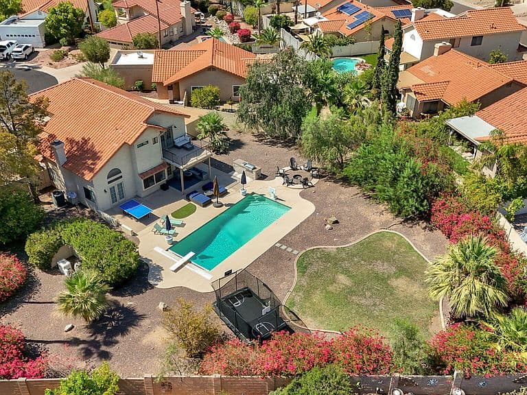 10367 E DAVENPORT Drive photo 2