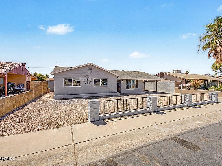 4937 W SIERRA VISTA Drive photo 5