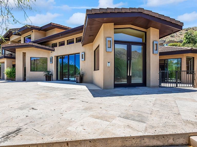 6015 E QUARTZ MOUNTAIN Road photo 2