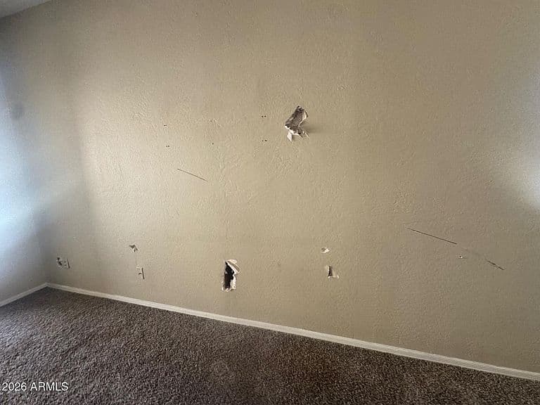 922 W SAINT KATERI Avenue photo 3