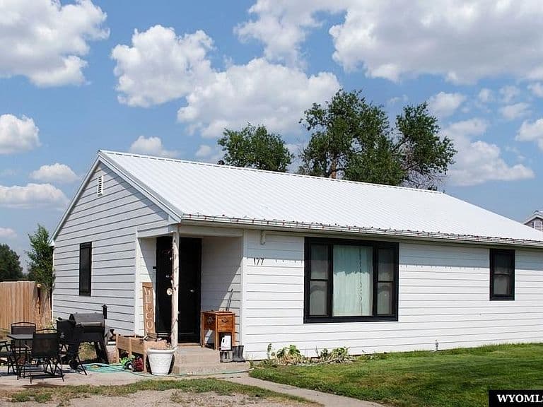177 Sagebrush Ave photo 1