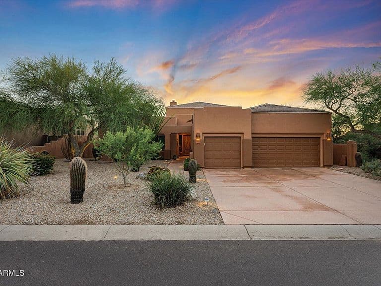 11087 E MARK Lane photo 1