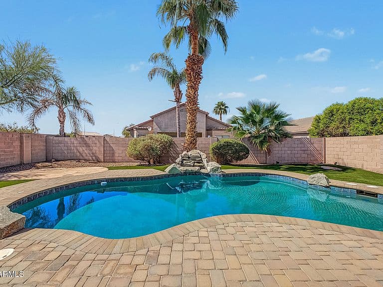 6160 S KIMBERLEE Way photo 3