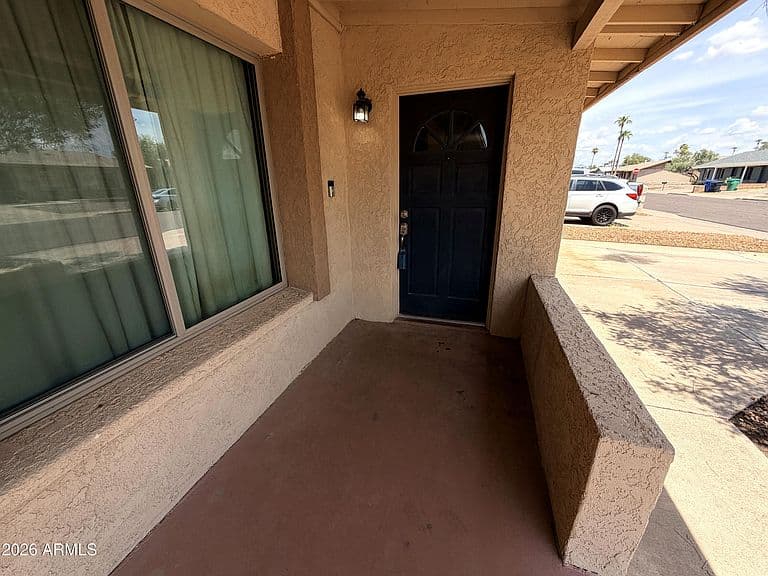 634 N SANTA ANNA -- photo 5