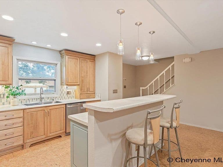 7009 Tumbleweed Dr photo 5