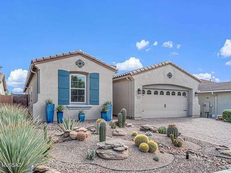 7579 W Buckeye Path photo 5
