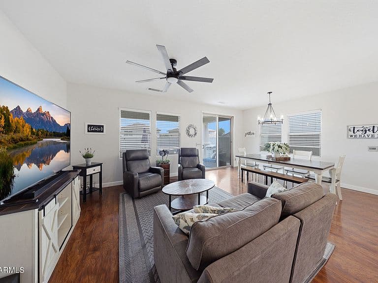 20803 W Ridge Road photo 4