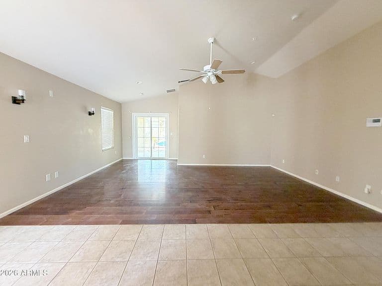 43966 W CYPRESS Lane photo 4