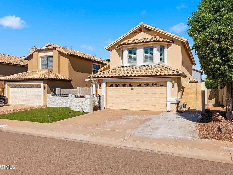 1218 E VILLA RITA Drive photo 3