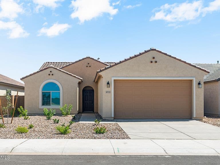 6723 W EBBETS Way photo 1