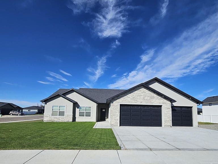 1522 W Ruby Dr photo 1