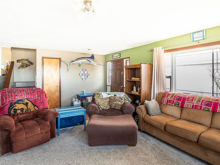 1109 N Crawford Ave photo 4