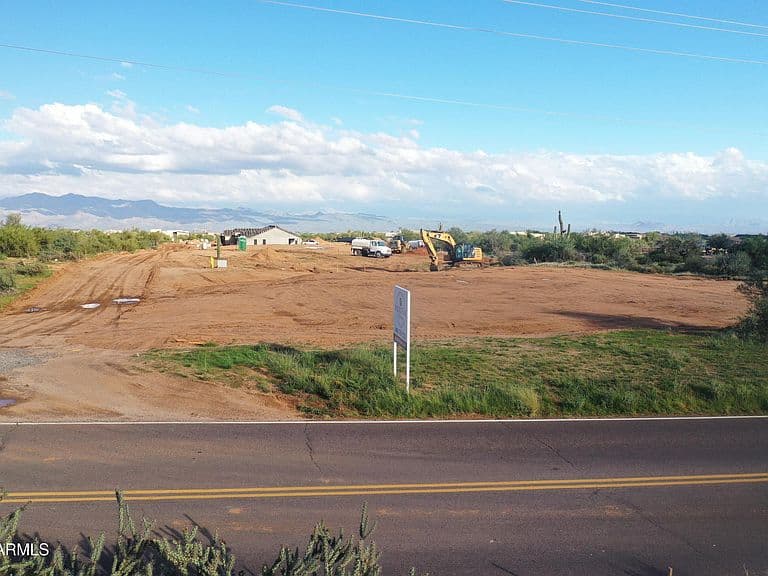 13611 E Baker Drive photo 4