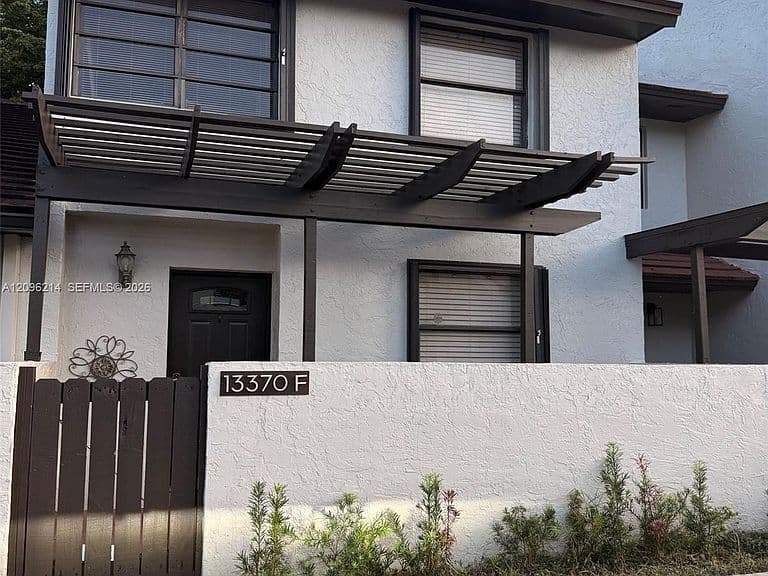 13370 SW 89th Ter APT F photo 1