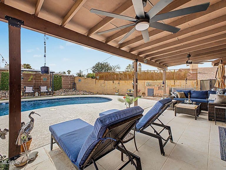 4701 W Red Wolf Dr photo 1