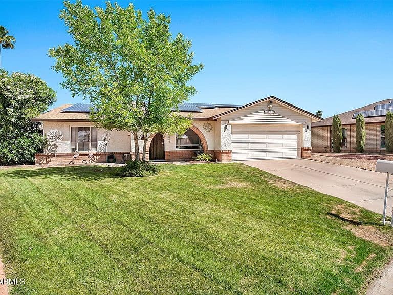 17648 N 35TH Way photo 2