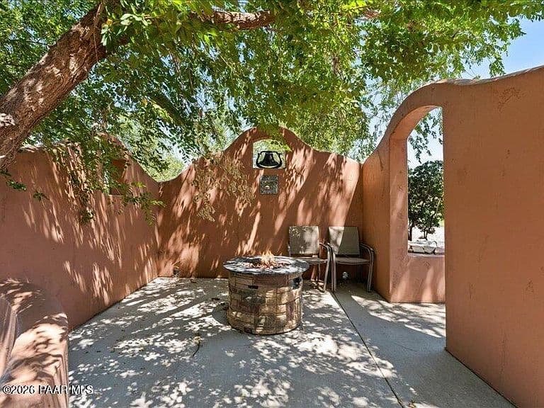 2075 W Big Chino Rd photo 4