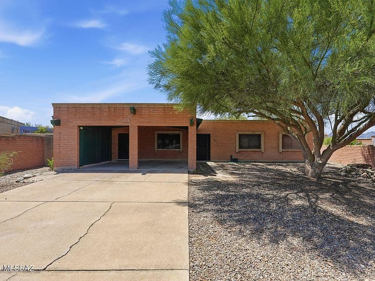2431 W Placita Mateo photo 3