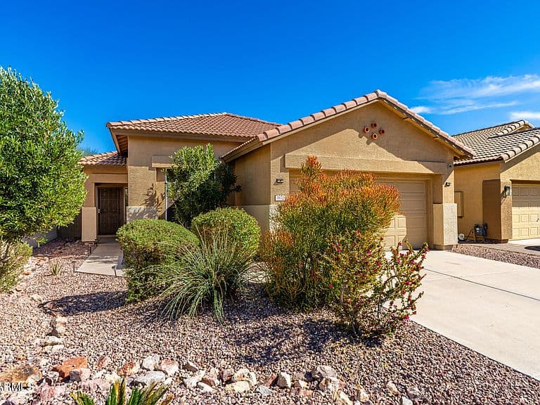 3671 N 143rd Ln photo 5