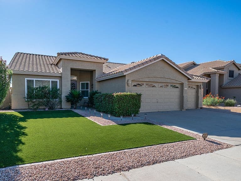 537 W MOUNTAIN VISTA Drive photo 1