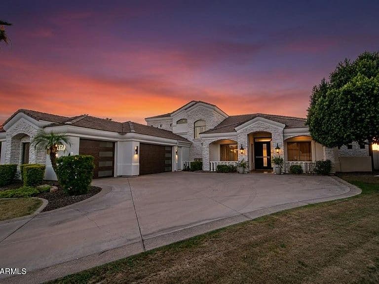 1232 W Sunrise Place photo 2