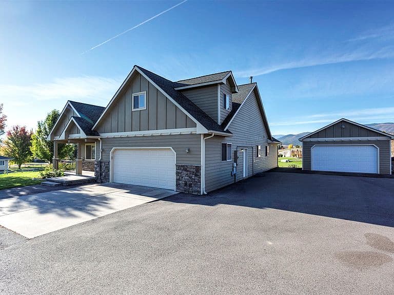 1821 Kootenai Dr photo 1