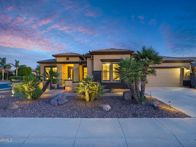 42333 W BLUE SUEDE SHOES Lane photo 1