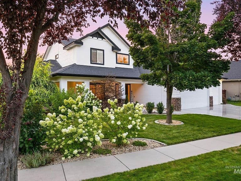 4191 N Heritage Woods Way photo 1