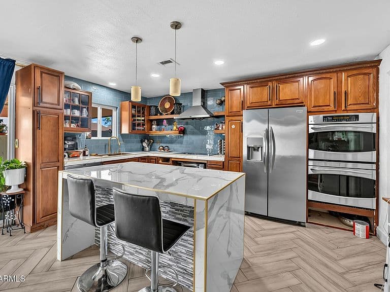 3010 W VILLA RITA Drive photo 3