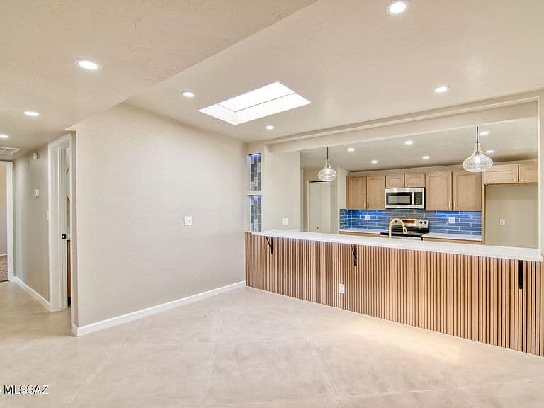 6458 E Calle Castor photo 5