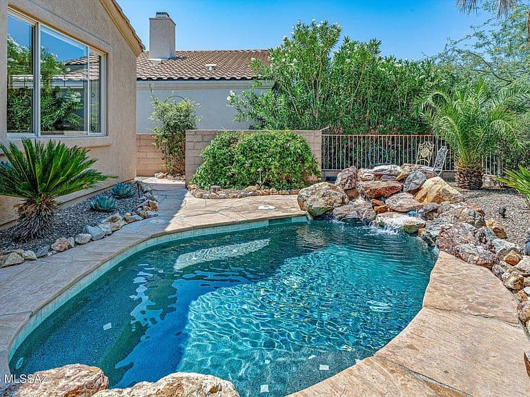 5311 N Spring Canyon Pl photo 2
