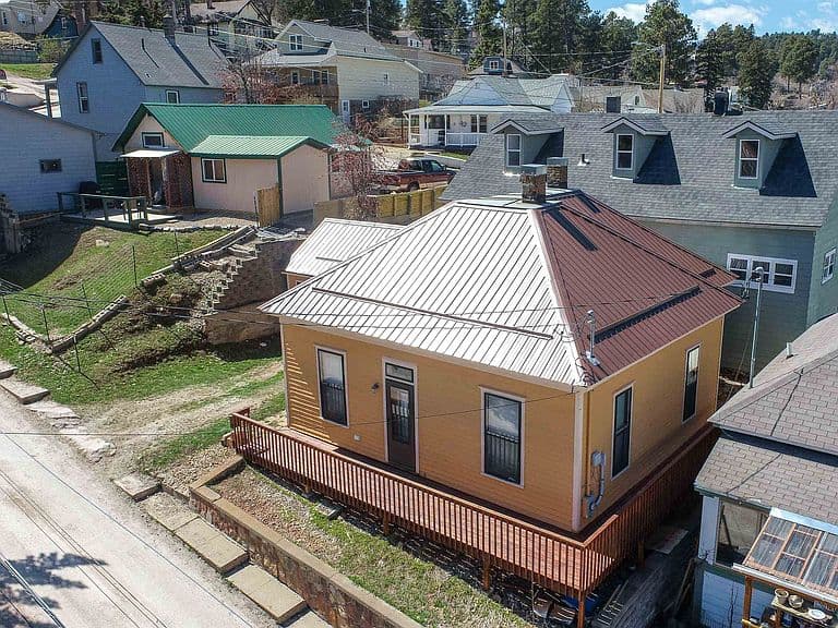 121 Columbus St photo 5