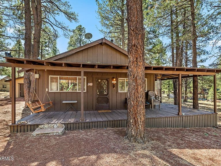 7162 E Knighthood Ln photo 1