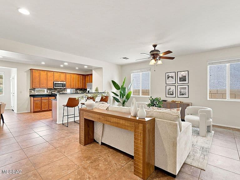 10459 S Boothill Way photo 4