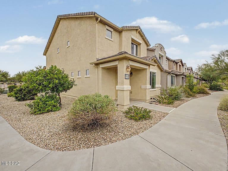 10675 E Singing Canyon Dr photo 5