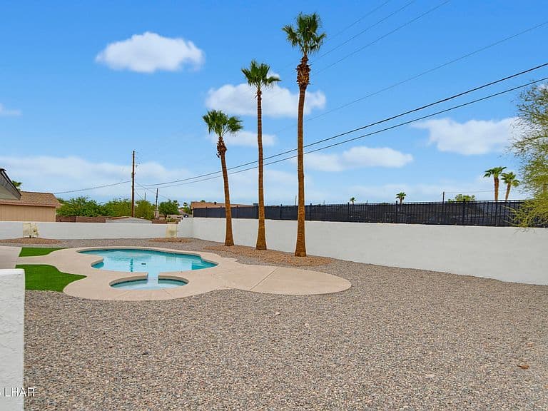 3893 Aqua Way photo 3