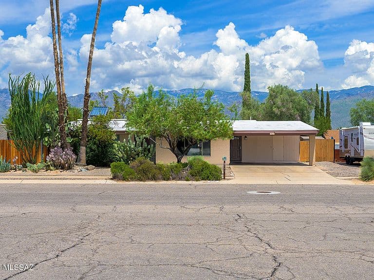 9541 E Calle Eunice photo 3