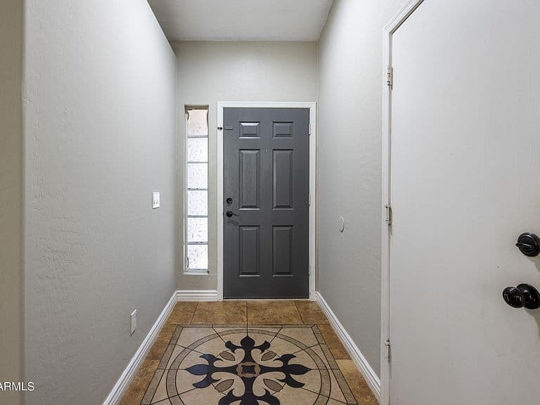 4986 E Magnus Dr photo 4