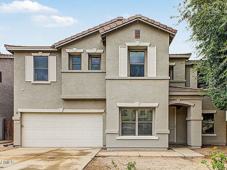 4611 E SHAPINSAY Drive photo 2