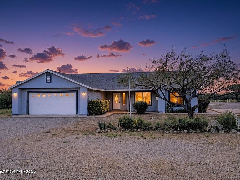 460 E Highway 82 photo 1