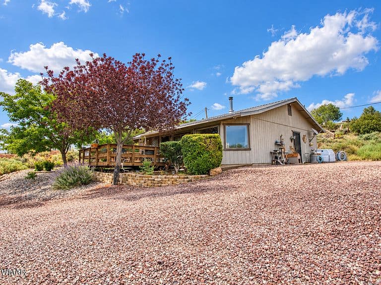 765 N Alta Vista Dr photo 3